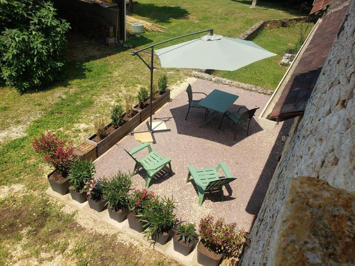Gite Sauveterre-la-Lémance Exterior foto