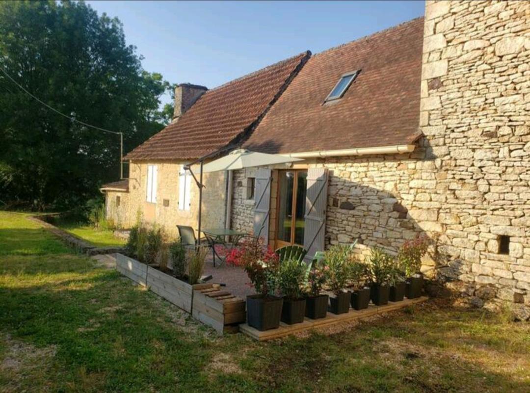 Gite Sauveterre-la-Lémance Exterior foto